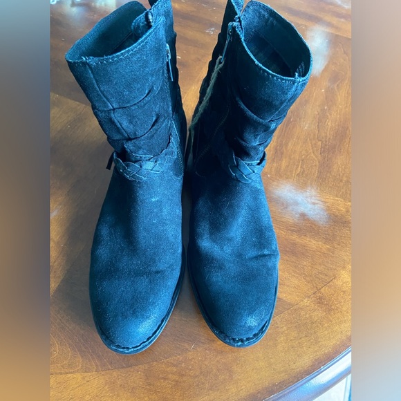 New! Born Oueva boots sz 9 - Picture 2 of 4